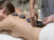 ciepłoterapia masaż gorącymi kamieniami